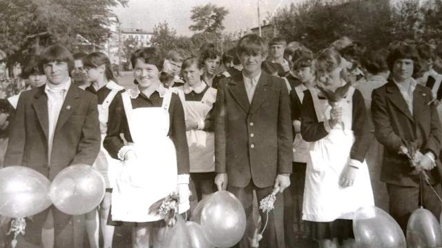 1971-1981 Школа им. Н.К. Крупской~Зареченская Классическая Гимназия Тоцкое-2 Оренбургская обл Россия 1971-1981 Школа им. Н.К. Крупской~Зареченская Классическая Гимназия Тоцкое-2 Оренбургская обл Россия
