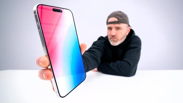 This is the Apple iPhone 15 Pro Max This is the Apple iPhone 15 Pro Max
