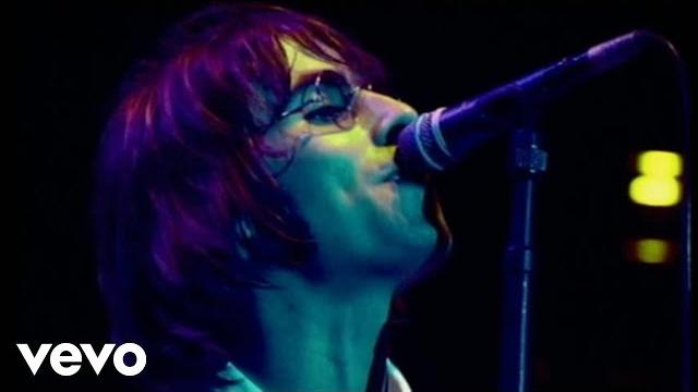 Oasis - Champagne Supernova (Official Video) Oasis - Champagne Supernova (Official Video)