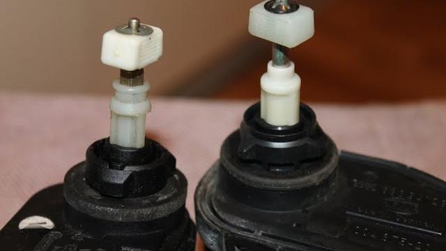 Установка корректора фар Ауди 80 Установка корректора фар Ауди 80