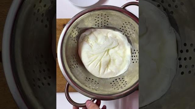 Сыр из кефира - действительно вкусно? #shorts Сыр из кефира - действительно вкусно? #shorts
