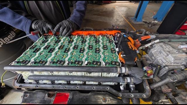 Как одна мелочь может испортить всю работу через 2 года!!! RANGE ROVER Range Rover L405 Как одна мелочь может испортить всю работу через 2 года!!! RANGE ROVER Range Rover L405