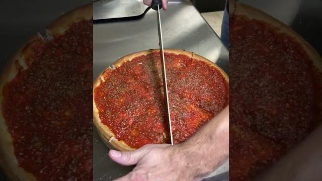 Top 3 Chicago Deep Dish Pizza in Las Vegas Top 3 Chicago Deep Dish Pizza in Las Vegas