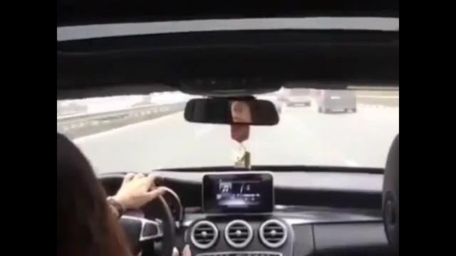 За рулем девушка.Просто космос.Лучшие видео За рулем девушка.Просто космос.Лучшие видео