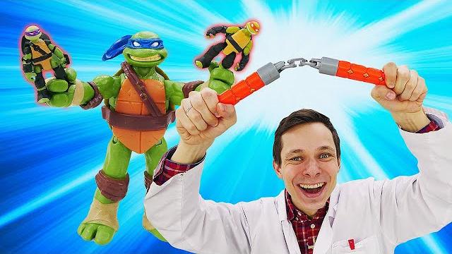 Видео про игрушки - Черепашки ниндзя уменьшились! Игры в больницу с Доктором Ой @GulliverRu Видео про игрушки - Черепашки ниндзя уменьшились! Игры в больницу с Доктором Ой @GulliverRu