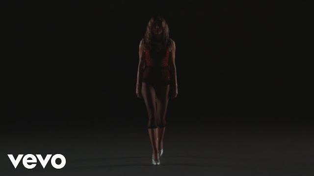 Miley Cyrus - Used To Be Young (Official Video) Miley Cyrus - Used To Be Young (Official Video)