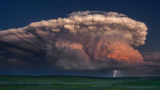 A STORM OF COLOR Time Lapse - Isolated Supercell, tornado, rainbow and lightning storm A STORM OF COLOR Time Lapse - Isolated Supercell, tornado, rainbow and lightning storm