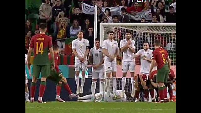 Ronaldo free-kick against Liechtenstein #cristiano #cr7 #goat #rocket #portugal #liechtenstein Ronaldo free-kick against Liechtenstein #cristiano #cr7 #goat #rocket #portugal #liechtenstein