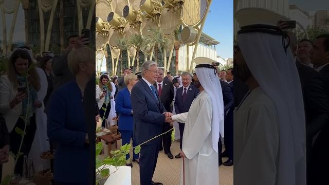 Президент беседует с шейхом Дубая. Рядом лидеры Узбекистана и Таджикистана. Видео: aqorda.kz Президент беседует с шейхом Дубая. Рядом лидеры Узбекистана и Таджикистана. Видео: aqorda.kz