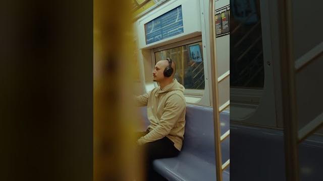 Urban Vitamin Brand video 9x16 Urban Vitamin Brand video 9x16