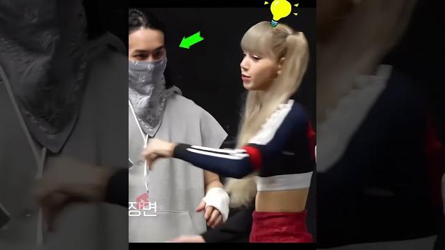 Lisa's extremely fast and decisive movements!! oh so cool!!! blackpink #lisa #lalisa #money Lisa's extremely fast and decisive movements!! oh so cool!!! blackpink #lisa #lalisa #money