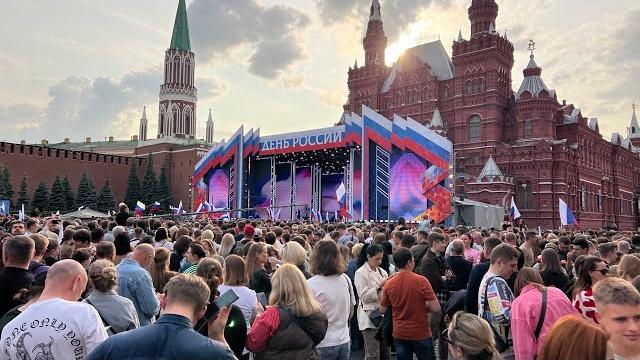 Прямой эфир с Красной площади | Концерт ко Дню России Прямой эфир с Красной площади | Концерт ко Дню России