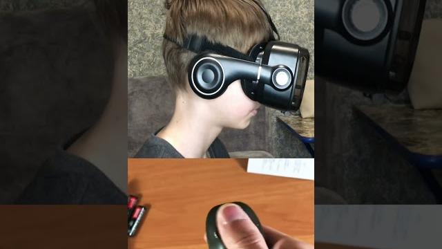 Как работают очки VR для смартфона #shorts How Virtual reality glasses work for a smartphone Как работают очки VR для смартфона #shorts How Virtual reality glasses work for a smartphone