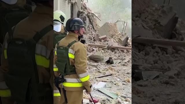 Moment Russian missile hits Kyiv children's hospital Moment Russian missile hits Kyiv children's hospital