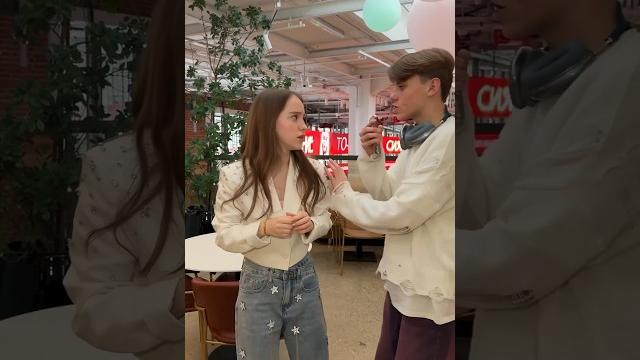 4 миллиона в Likee! Спасибо, мои любимые ️️️️ #like #марьяна #maryana #likee #4миллиона 4 миллиона в Likee! Спасибо, мои любимые ️️️️ #like #марьяна #maryana #likee #4миллиона
