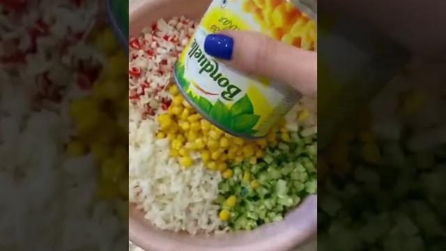 Быстрый и лёгкий крабовый салат Быстрый и лёгкий крабовый салат