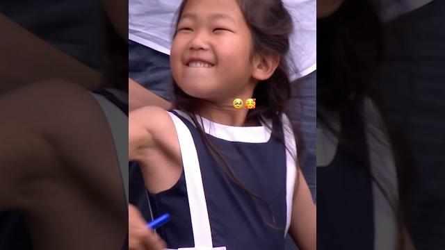 When Nole gifted a fan his racket ️ #shorts #wimbledon #tennis #tennisplayer #sports #novakdjokovic When Nole gifted a fan his racket ️ #shorts #wimbledon #tennis #tennisplayer #sports #novakdjokovic