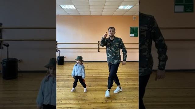 ШафлПростые движениеПовторила даже 4-х летняя малышка #legiondance ШафлПростые движениеПовторила даже 4-х летняя малышка #legiondance