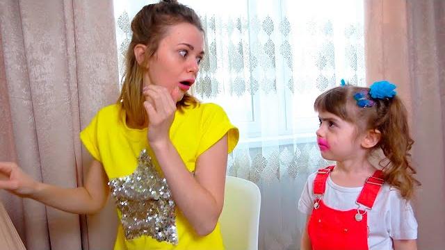 Ева и игры с косметикой для детей Ева и игры с косметикой для детей