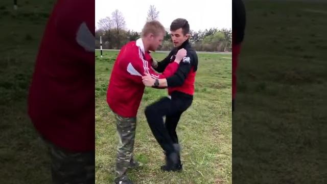 Как защититься в уличной драке Как защититься в уличной драке