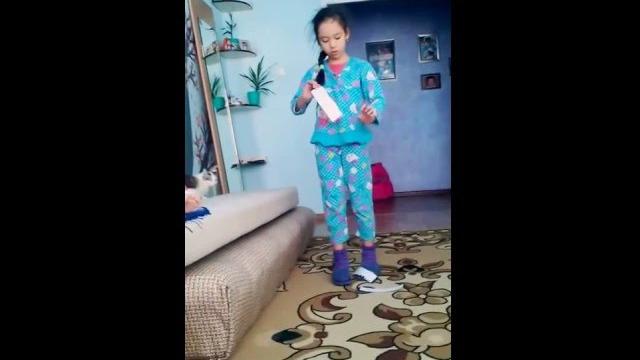 Видео задом наперед Видео задом наперед