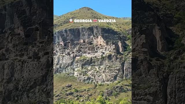 Грузия. Вардзиа- пещерный комплекс. Удивительное историческое место. Видео о нем смотрите на канале Грузия. Вардзиа- пещерный комплекс. Удивительное историческое место. Видео о нем смотрите на канале