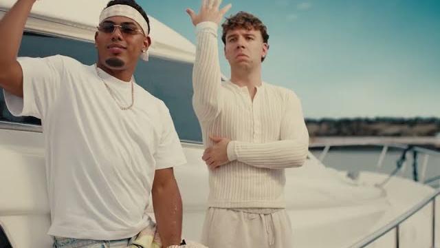 Myke Towers & Quevedo - SOLEAO (Official Music Video) Myke Towers & Quevedo - SOLEAO (Official Music Video)