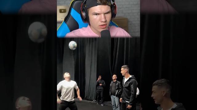 Чувак Удивил Роналду Своими Навыками!️ #shorts #шортс #футбол #роналду #роналдо #мяч #фонк #эдит Чувак Удивил Роналду Своими Навыками!️ #shorts #шортс #футбол #роналду #роналдо #мяч #фонк #эдит