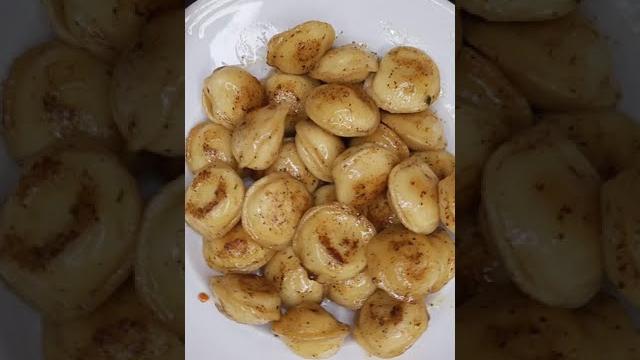 Пельмени жареные на сковороде, идеальные. Пельмени жареные на сковороде, идеальные.