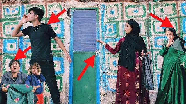 Hadi and Zainab go to help Muhammad and her motherless babies, but they can't find her. Hadi and Zainab go to help Muhammad and her motherless babies, but they can't find her.