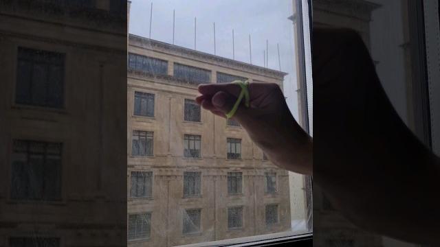 фокус с прохождением ножниц ️ #ножницы #прохождение #фокус #видео #shorts #иллюзия #magic фокус с прохождением ножниц ️ #ножницы #прохождение #фокус #видео #shorts #иллюзия #magic