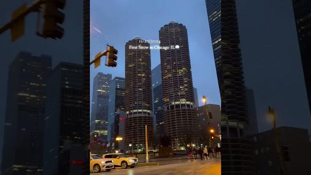 Remember the Date 11/20/2024 First Snow Of The Season In Chicago Illinois ️️Downtown Chicago Remember the Date 11/20/2024 First Snow Of The Season In Chicago Illinois ️️Downtown Chicago