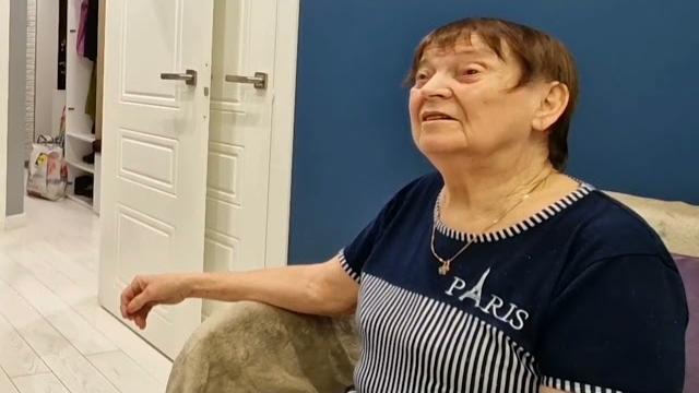 Мама выдаёт Мама выдаёт