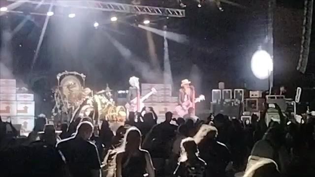 Subscribe! 2022 ZZ Top (Bootleg) Live: Legs The Amphitheater at Las Colonias Park in Grand Junction. Subscribe! 2022 ZZ Top (Bootleg) Live: Legs The Amphitheater at Las Colonias Park in Grand Junction.