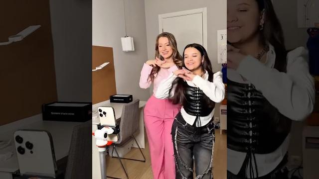 POLI и Маша Янковская танцуют тренд «Девчачий чат» POLI и Маша Янковская танцуют тренд «Девчачий чат»