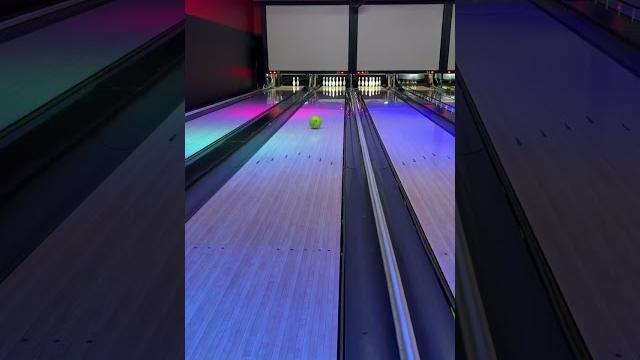 My Daughter first time bowling My Daughter first time bowling