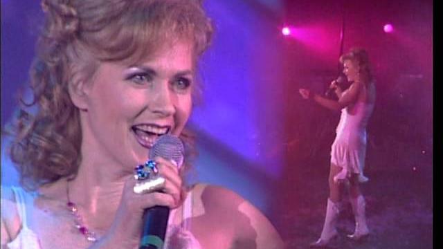 Светлана Разина - "Каменный лев"_ на Дискотеке СССР Светлана Разина - "Каменный лев"_ на Дискотеке СССР