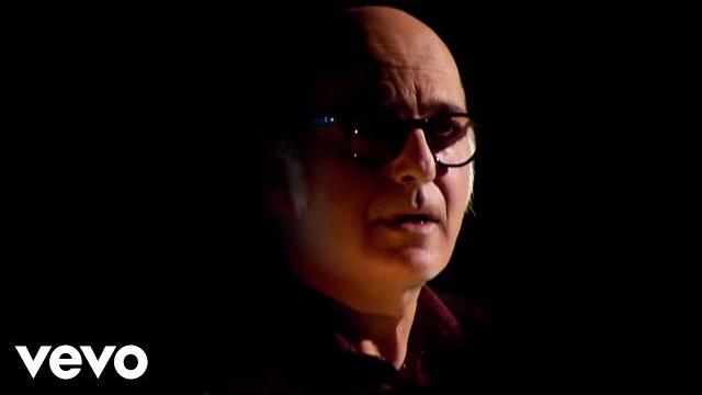 Ludovico Einaudi - Experience (Live At Fabric, London/2013) Ludovico Einaudi - Experience (Live At Fabric, London/2013)