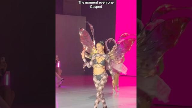 The woman you are @AdrianaLima #adrianalima #victoriasecret #victoriassecretfashionshow The woman you are @AdrianaLima #adrianalima #victoriasecret #victoriassecretfashionshow