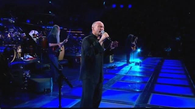 Phil Collins - Finally...The First Farewell Tour Paris 2004 Phil Collins - Finally...The First Farewell Tour Paris 2004