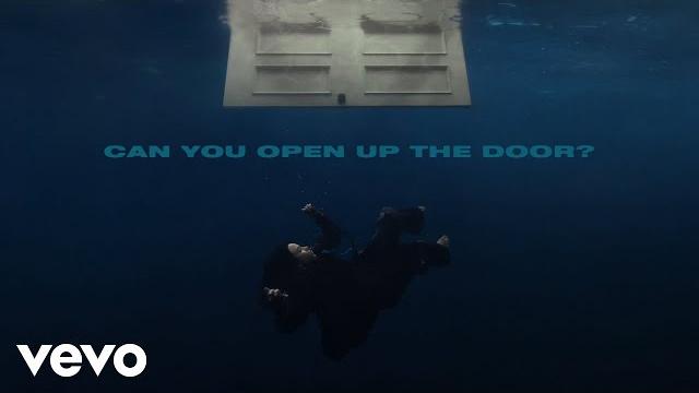 Billie Eilish - CHIHIRO (Official Lyric Video) Billie Eilish - CHIHIRO (Official Lyric Video)