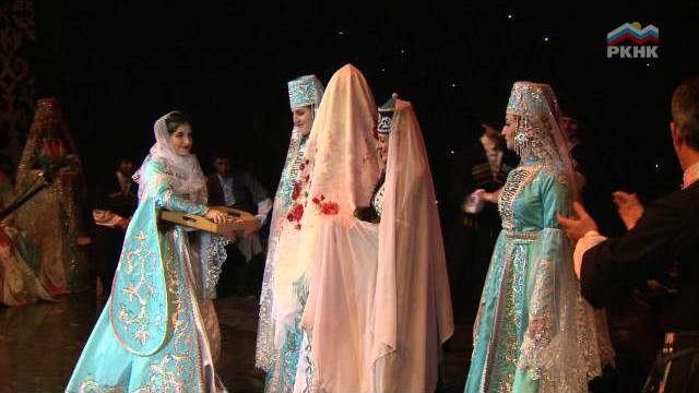 Студия танца "Эльбрусоид" - Снятие покровов Студия танца "Эльбрусоид" - Снятие покровов