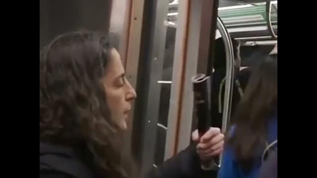 Все о чем думаем отзеркаливается в мире Все о чем думаем отзеркаливается в мире