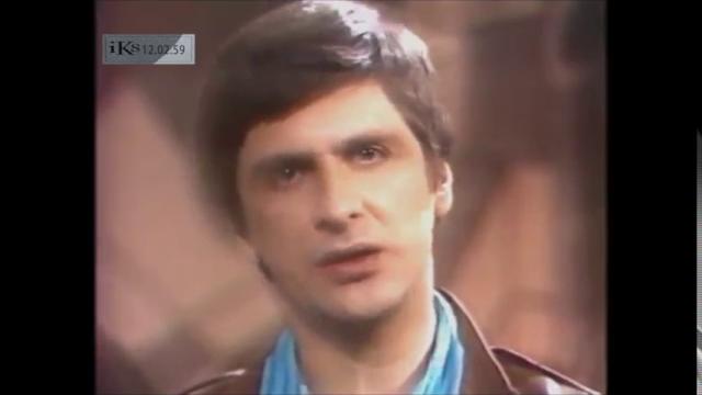 Серёжа КОРЖУКОВ. Белый лебедь на пруду. (из личного) Серёжа КОРЖУКОВ. Белый лебедь на пруду. (из личного)