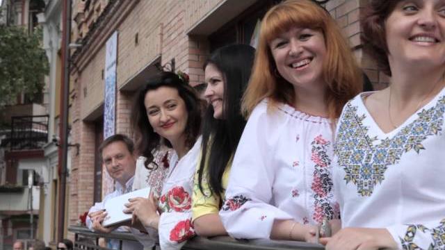 святкова пісня до Дня Вишиванки святкова пісня до Дня Вишиванки