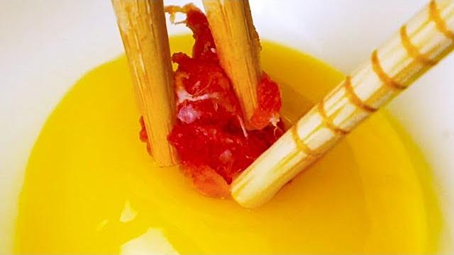 40 EGG HACKS YOU'D WITH YOU KNEW BEFORE 40 EGG HACKS YOU'D WITH YOU KNEW BEFORE