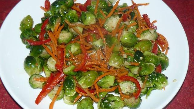 Брюссельская капуста по-корейски. Ммм... вкуснятина. Брюссельская капуста по-корейски. Ммм... вкуснятина.