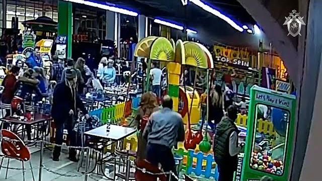 СК РФ опубликовал полное видео начала пожара в Кемерово СК РФ опубликовал полное видео начала пожара в Кемерово