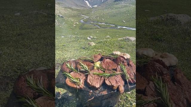 İsveç Kütük Ocakta Dana Bonfile ️ beef tenderloin on a swedish log stove İsveç Kütük Ocakta Dana Bonfile ️ beef tenderloin on a swedish log stove
