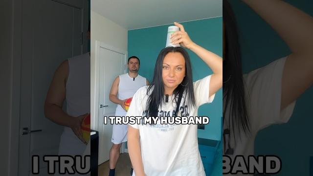Не стоит доверять женщинам! Смешное видео. #shorts Не стоит доверять женщинам! Смешное видео. #shorts